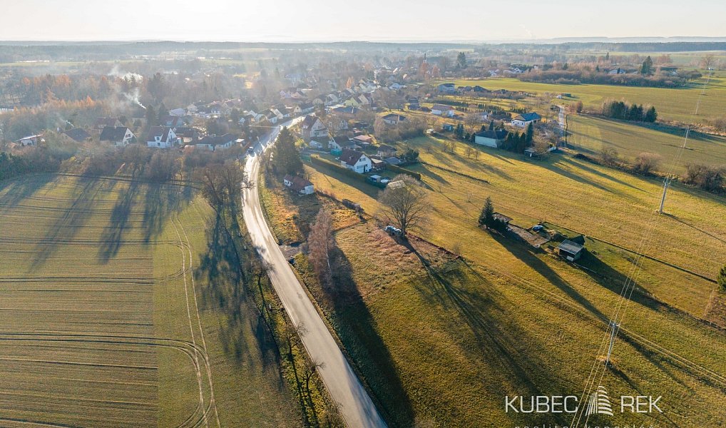 Prodej stavebního pozemku 785 m², Tučapy – náhled fotky 9