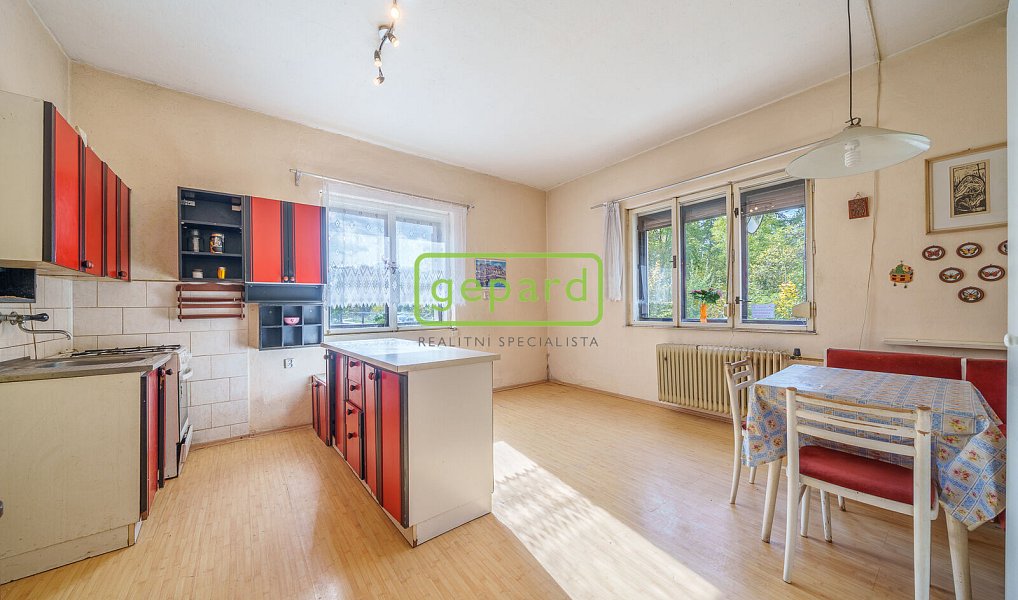 Prodej domu 200 m² s pozemkem 813 m², Chodov – náhled fotky 4