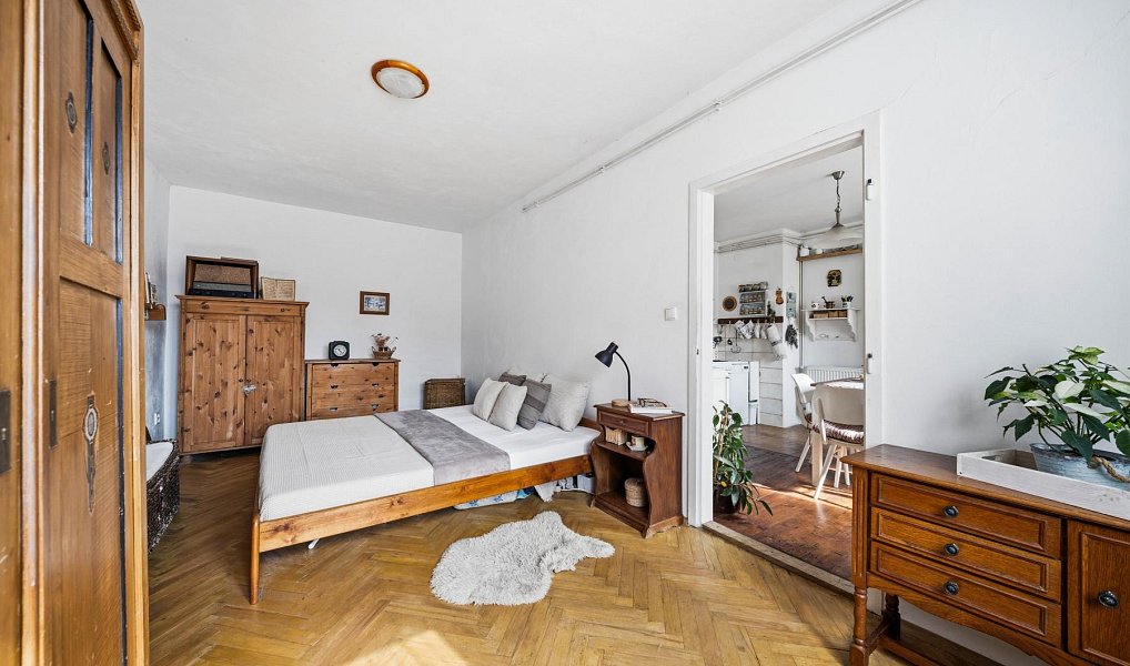 Prodej domu 228 m² s pozemkem 842 m², Holice – náhled fotky 17