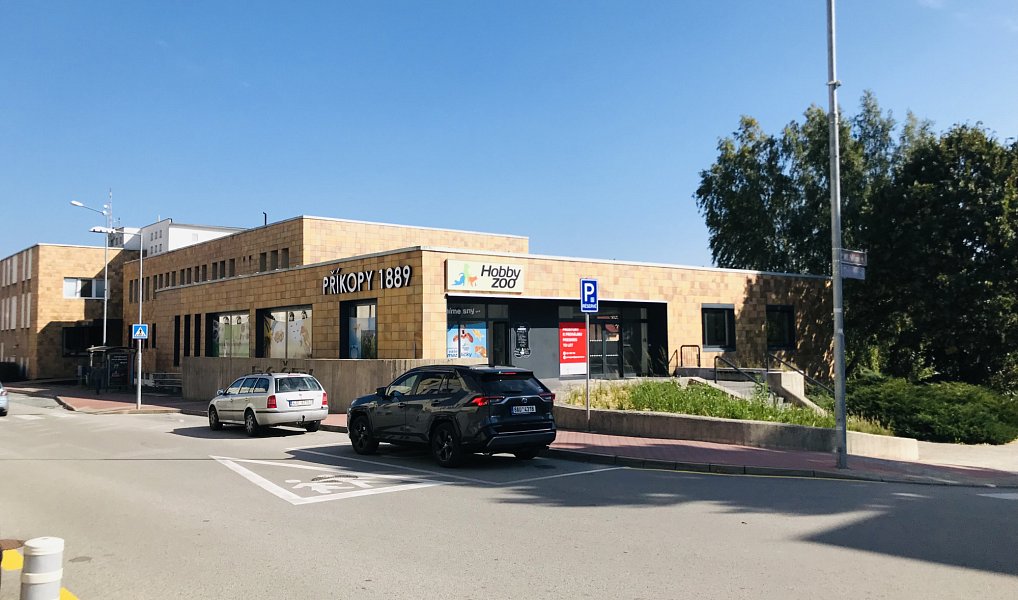 Pronájem obchodních prostor 214 m², Pelhřimov – náhled fotky 3