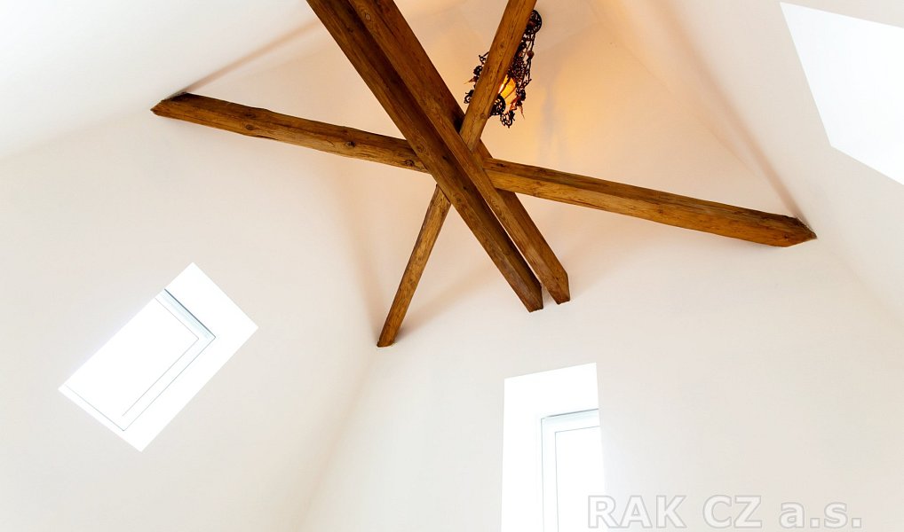 Prodej nájemního domu, činžáku 338 m², Praha – náhled fotky 11