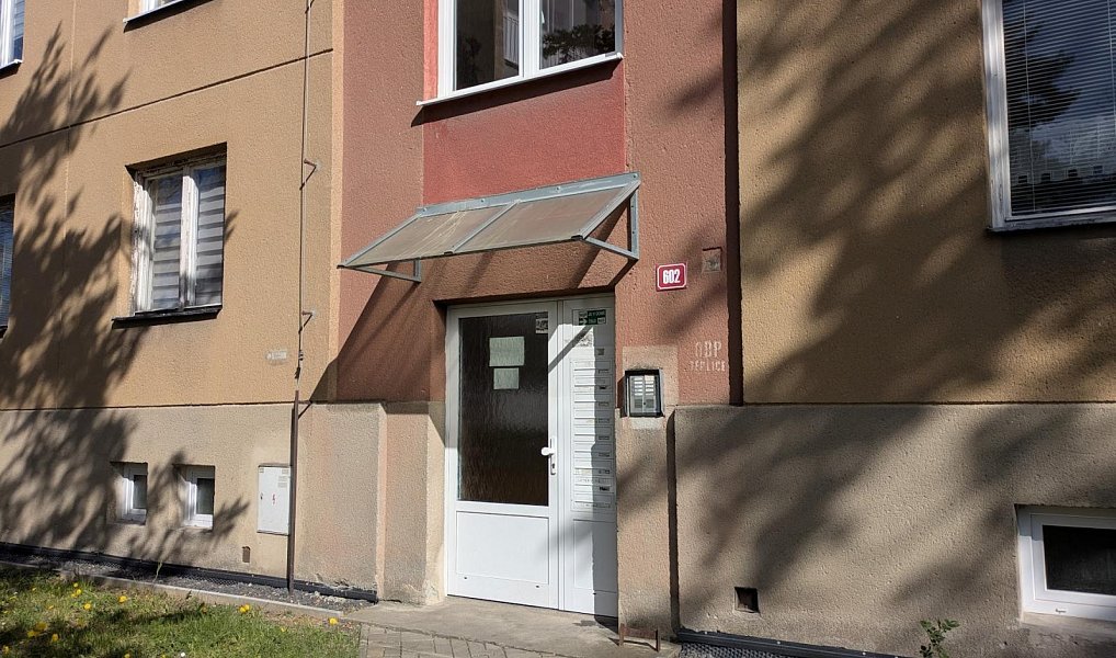 Prodej bytu 2+1 59 m², Bílina – náhled fotky 23