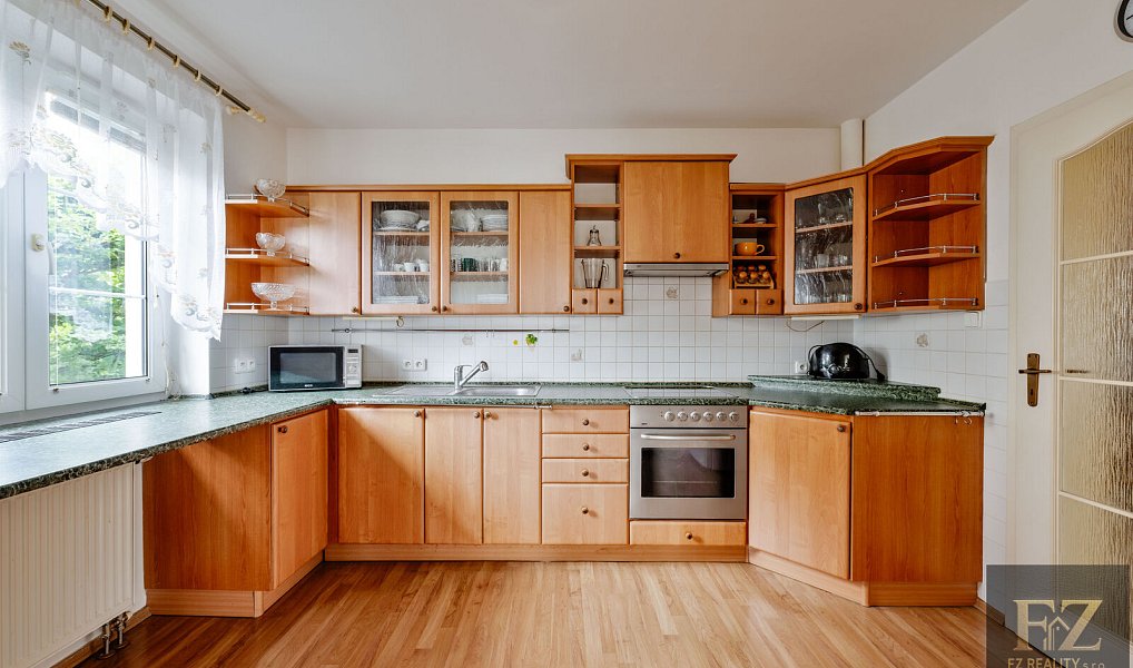 Prodej domu 159 m² s pozemkem 612 m², Litvínovice – náhled fotky 9