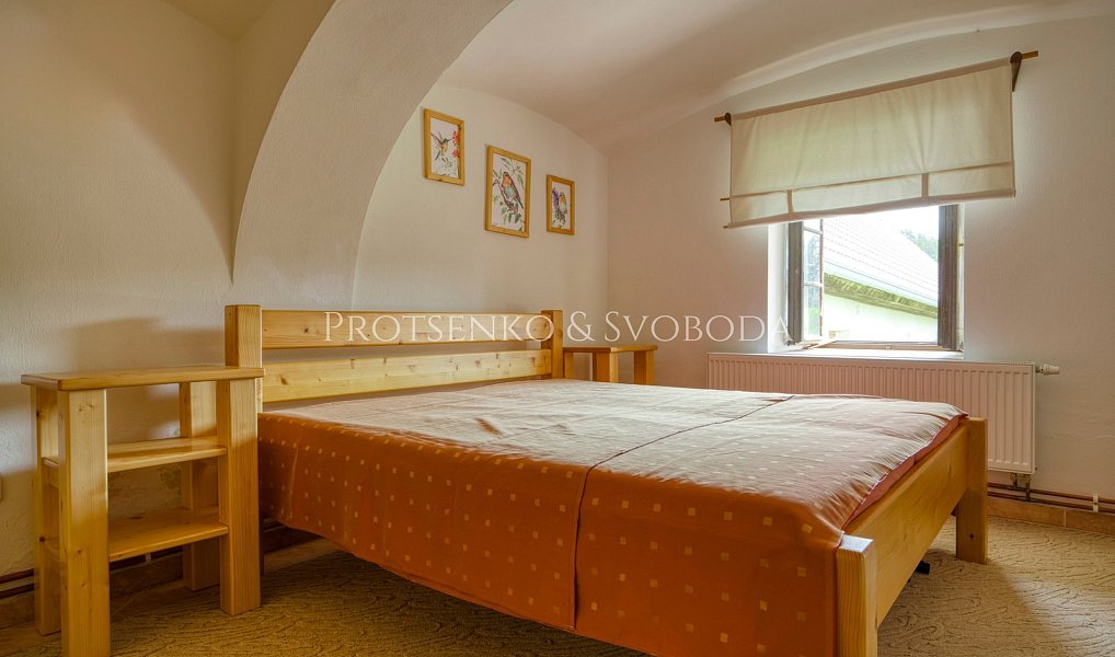 Prodej domu 275 m² s pozemkem 1 947 m², Horní Radouň – náhled fotky 16