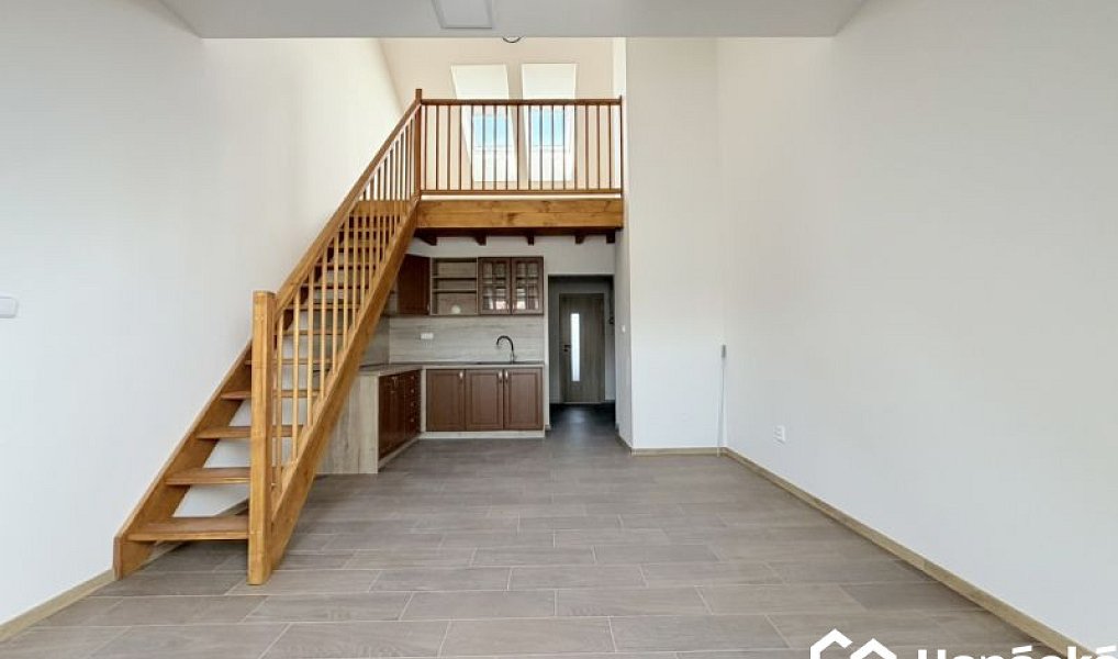 Pronájem bytu 2+kk 50 m², Bystřice pod Hostýnem – náhled fotky 3