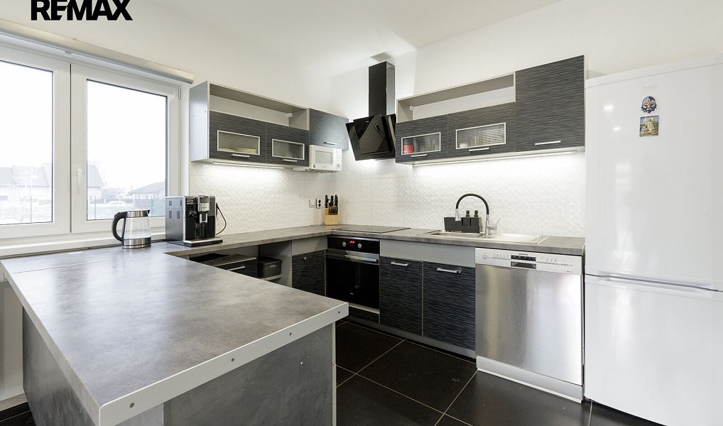 Prodej domu 92 m² s pozemkem 738 m², Kladno – náhled fotky 3
