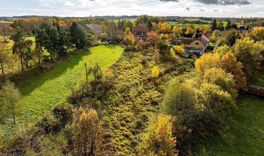 Prodej stavebního pozemku 1 327 m², Bečváry – náhled fotky 14