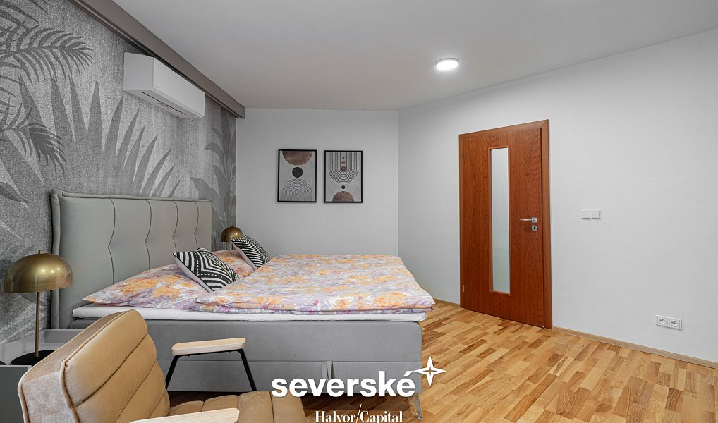 Prodej ubytovacího objektu 4 100 m², Lužice – náhled fotky 14