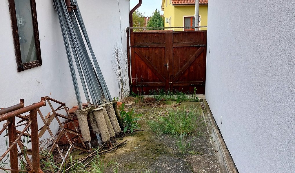 Prodej stavebního pozemku 2 224 m², Perná – náhled fotky 10