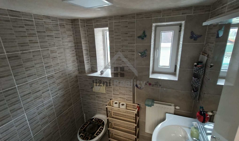 Prodej domu 450 m² s pozemkem 648 m², České Velenice – náhled fotky 25