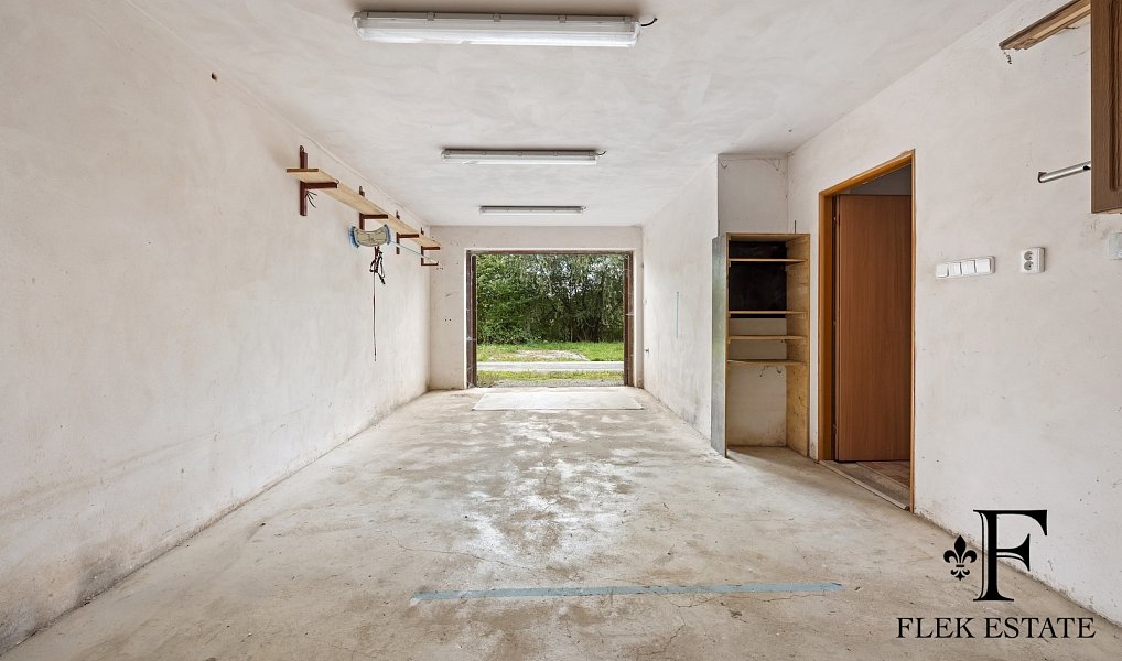 Prodej domu 180 m² s pozemkem 1 666 m², Tisová – náhled fotky 24