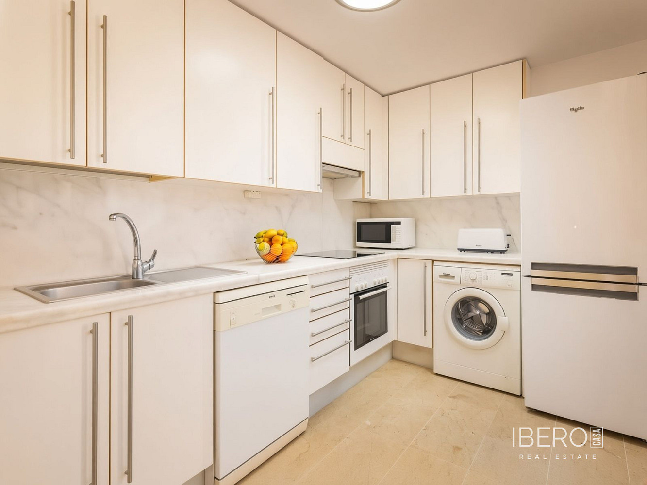 Piso 5+kk – Estepona, Barriada Islas Canarias - Más