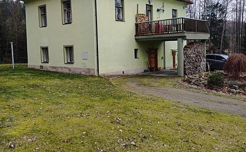 Prodej chaty/chalupy 600 m² s pozemkem 5 900 m², Vyklantice - Staré Vyklantice, okres Pelhřimov