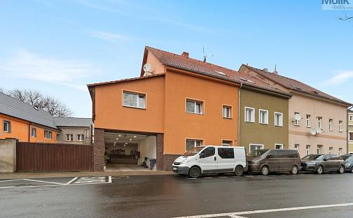 Prodej domu 180 m² s pozemkem 431 m², Školní náměstí, Hostomice, okres Teplice