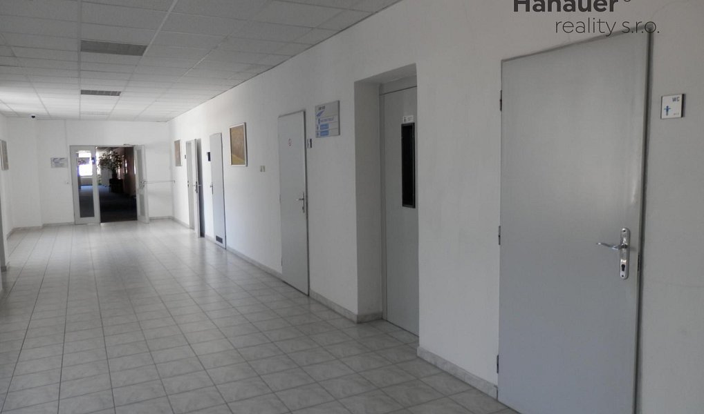 Pronájem kanceláře 40 m², Ústí nad Labem – náhled fotky 3