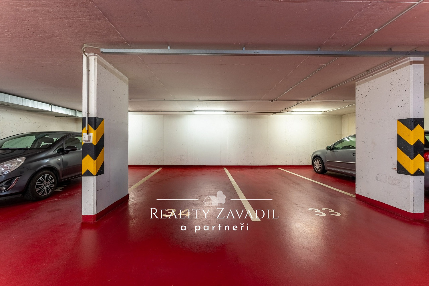 Prodej garážového stání 13 m2, Praha - Kyje – fotografie 3