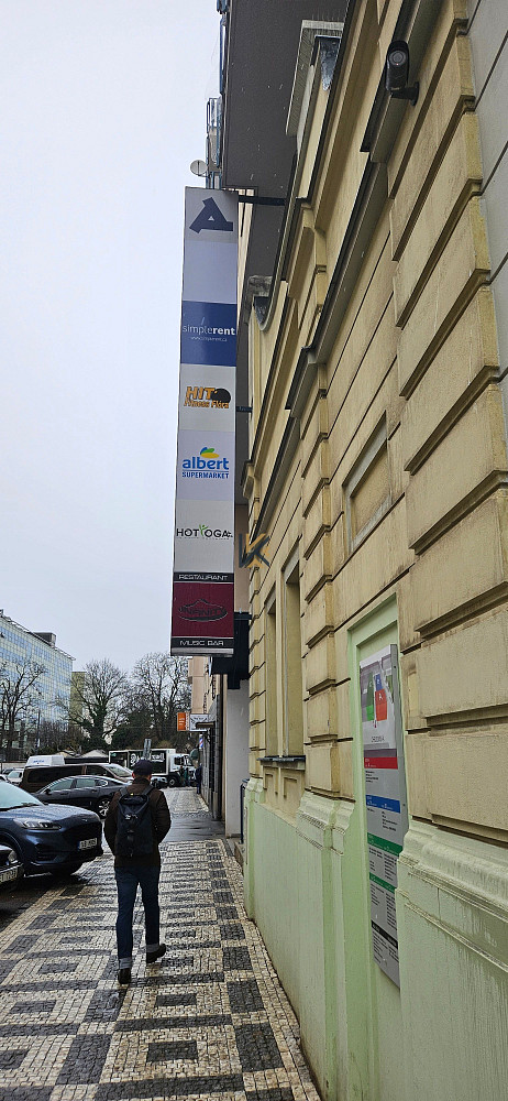 Pronájem obchodních prostor 360 m² – fotografie 5