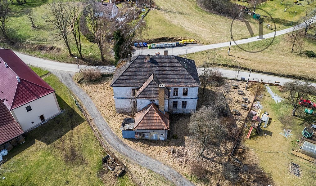 Prodej chaty/chalupy 617 m² s pozemkem 831 m², Benešov nad Černou – náhled fotky 7
