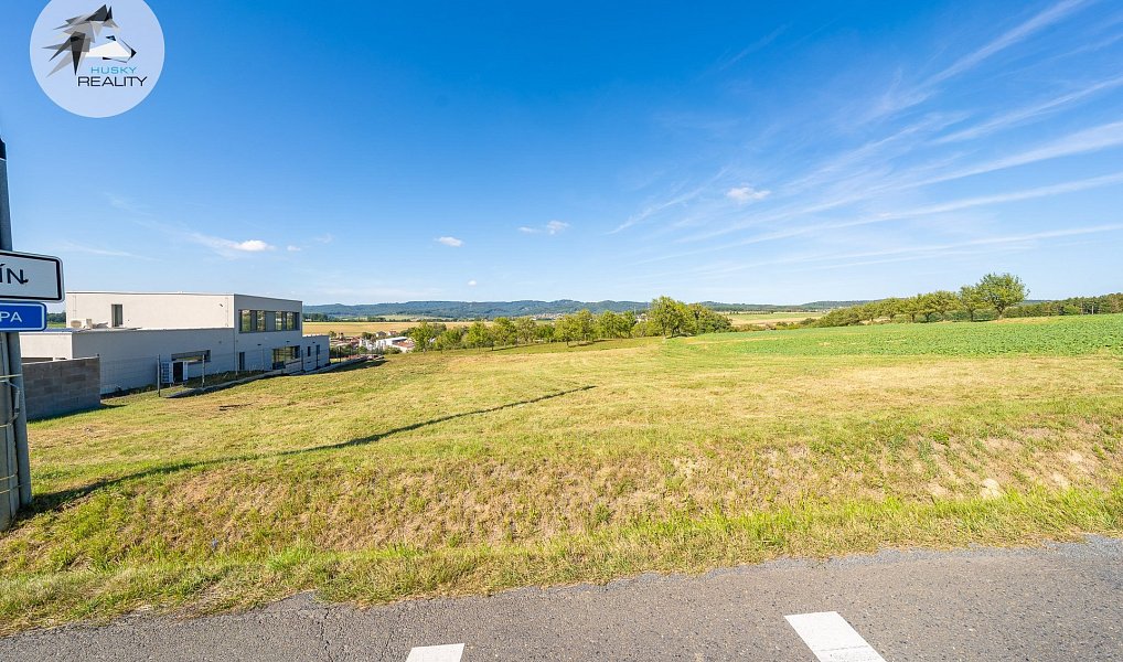 Prodej stavebního pozemku 1 153 m², Zlín – náhled fotky 17
