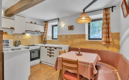 Pronájem domu 87 m² s pozemkem 32 m², Xaveriova, Praha 5 - Smíchov