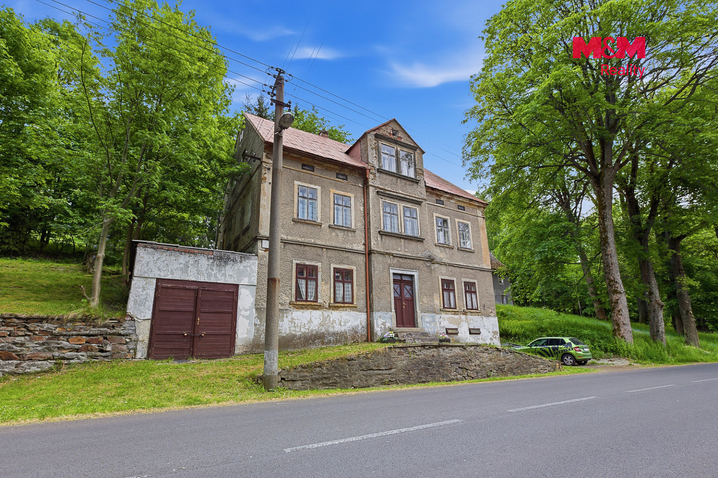 Prodej nájemního domu, činžáku 230 m² — photo 2