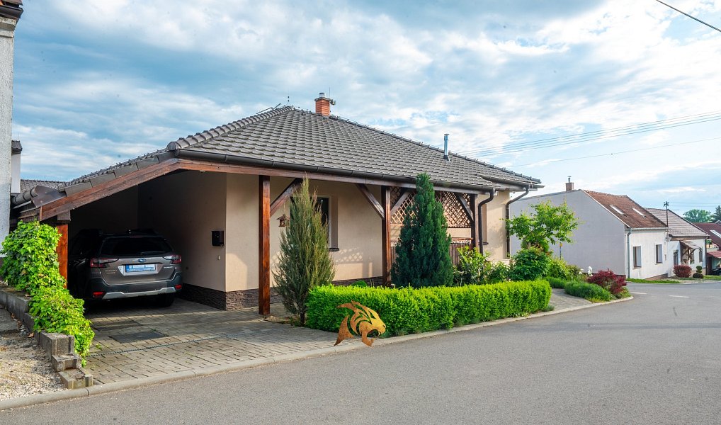 Prodej domu 90 m² s pozemkem 275 m², Nivnice – náhled fotky 5