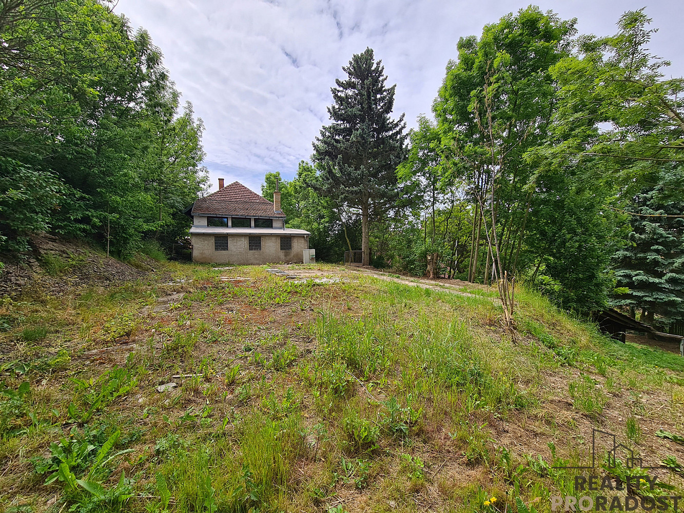 Prodej stavebního pozemku 530 m²
