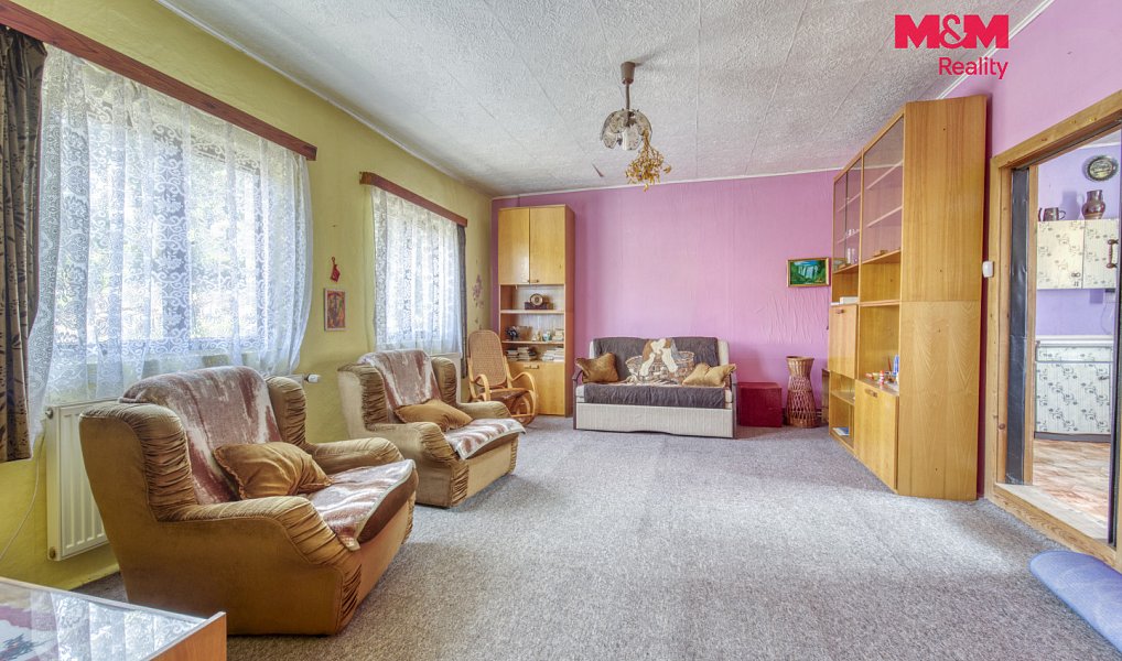 Prodej domu 213 m² s pozemkem 334 m², Luby – náhled fotky 3
