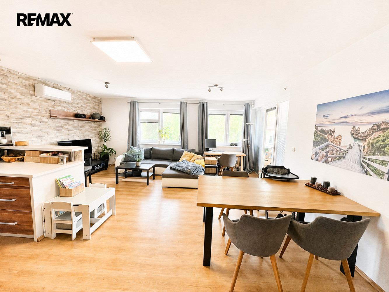 Pronájem bytu 3+kk 78 m² — photo 3