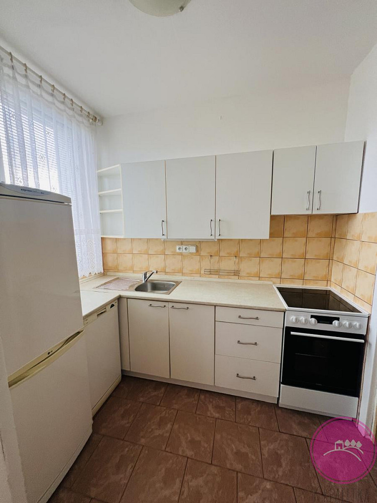 Pronájem bytu 2+kk 50 m² — photo 2
