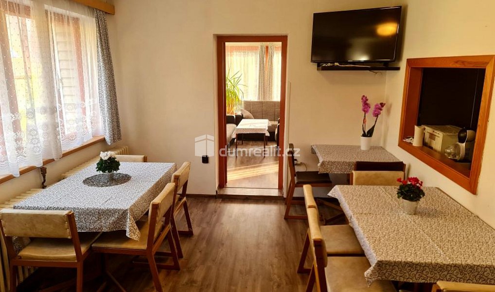 Prodej ubytovacího objektu 450 m², Jablonec nad Jizerou – náhled fotky 4