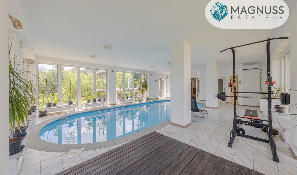 Prodej domu 297 m² s pozemkem 2 112 m², Hranice – náhled fotky 21
