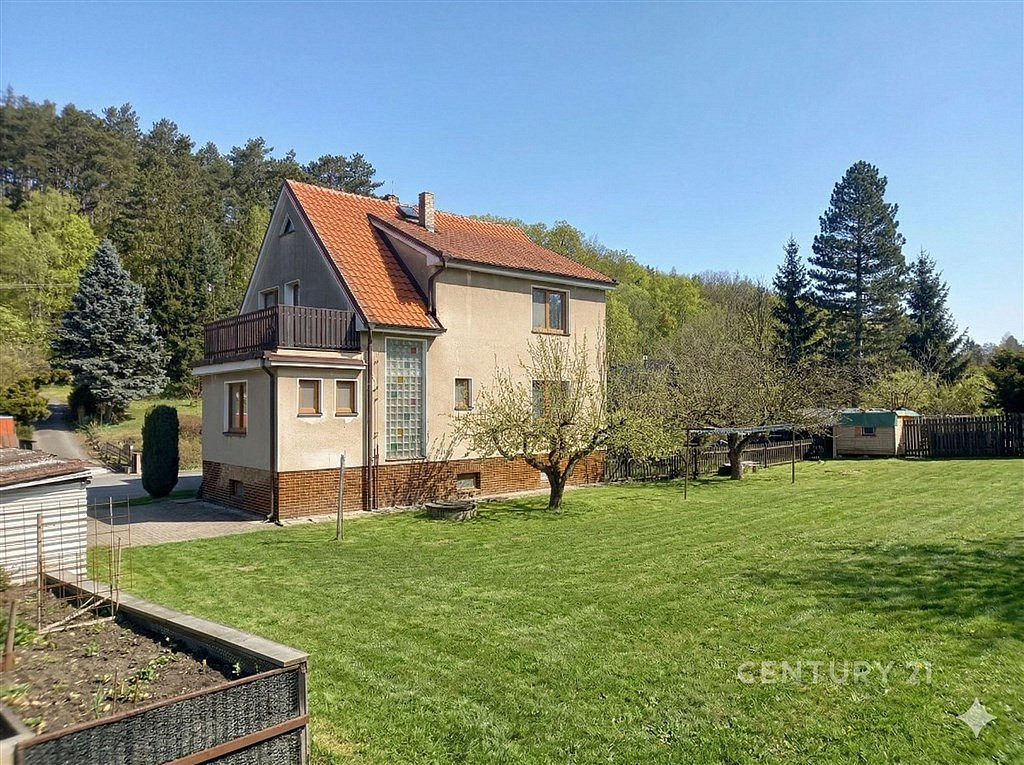 Prodej domu 160 m² s pozemkem 2 000 m² – pohled 3