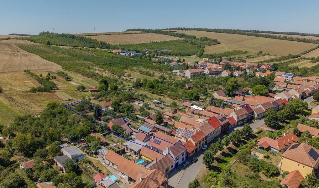 Prodej domu 240 m² s pozemkem 1 150 m², Boršice u Blatnice – náhled fotky 24
