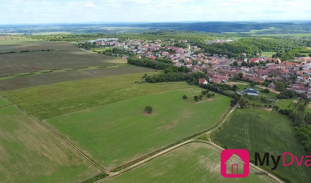 Prodej stavebního pozemku 20 723 m², Mikulovice – náhled fotky 4