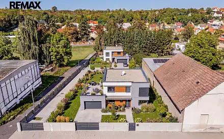 Prodej stavebního pozemku 1 449 m², Kladno