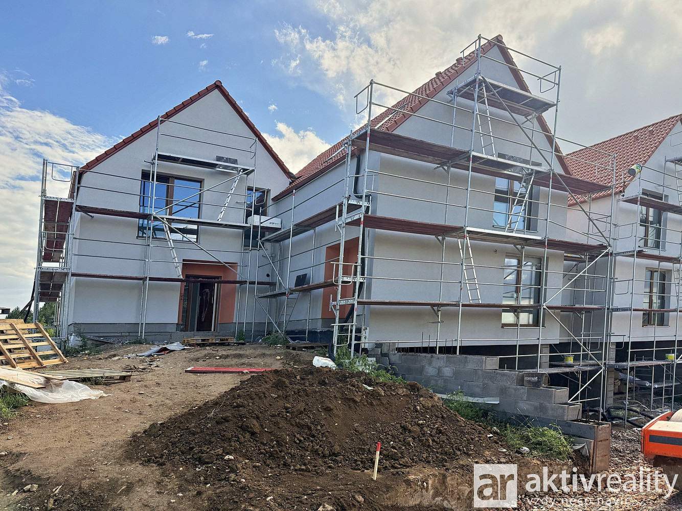 Prodej domu 192 m² s pozemkem 205 m²