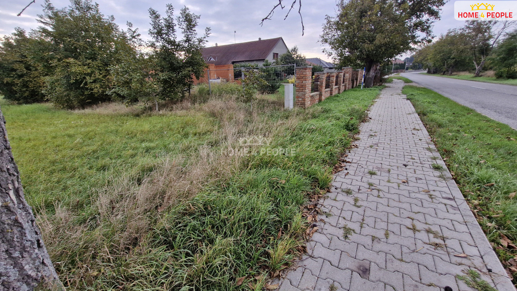 Prodej stavebního pozemku 2 765 m²