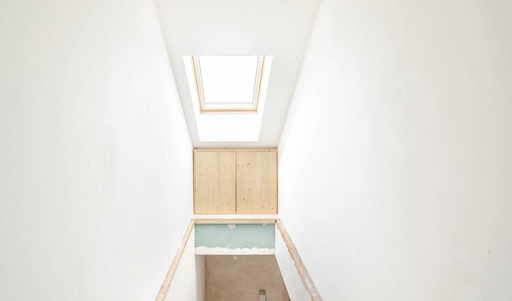 Prodej domu 417 m² s pozemkem 1 139 m², Křenice – náhled fotky 39