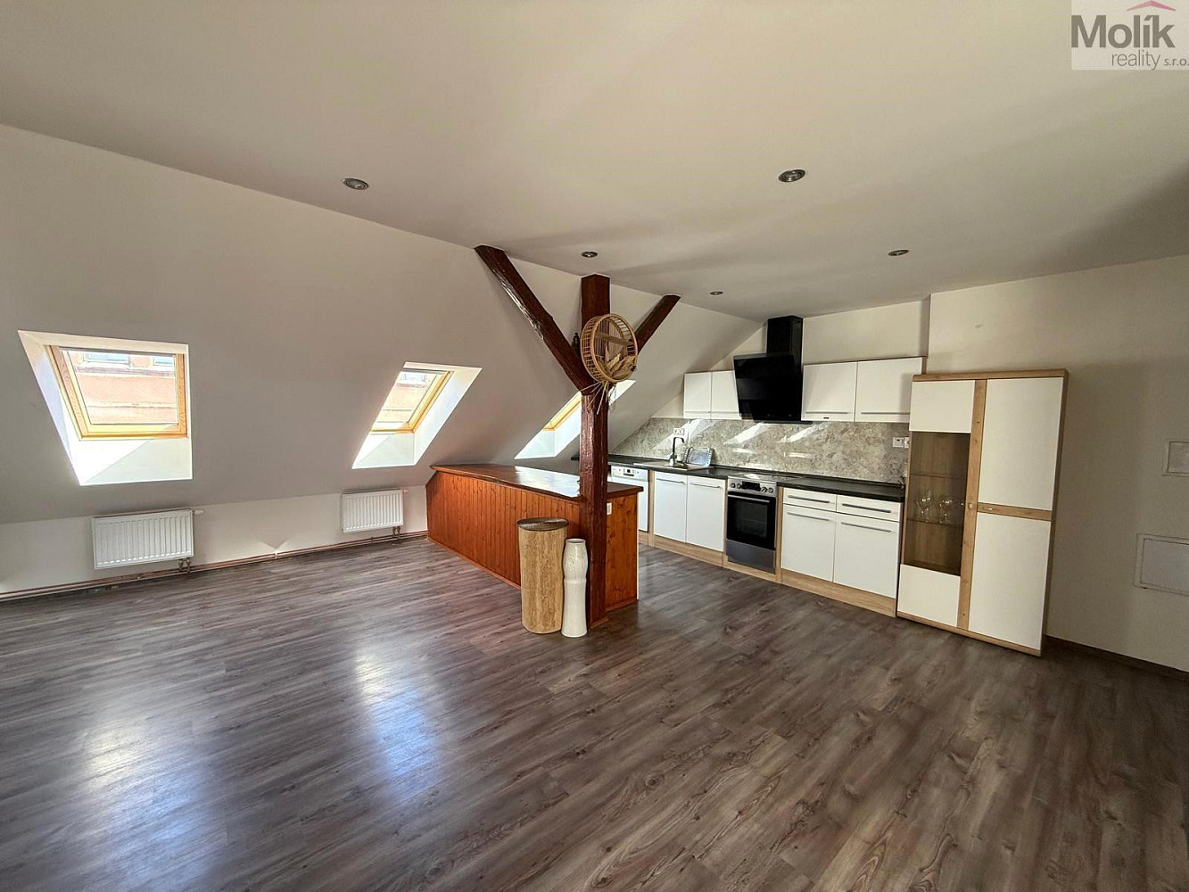 Prodej domu 360 m² s pozemkem 228 m² – fotografie 5