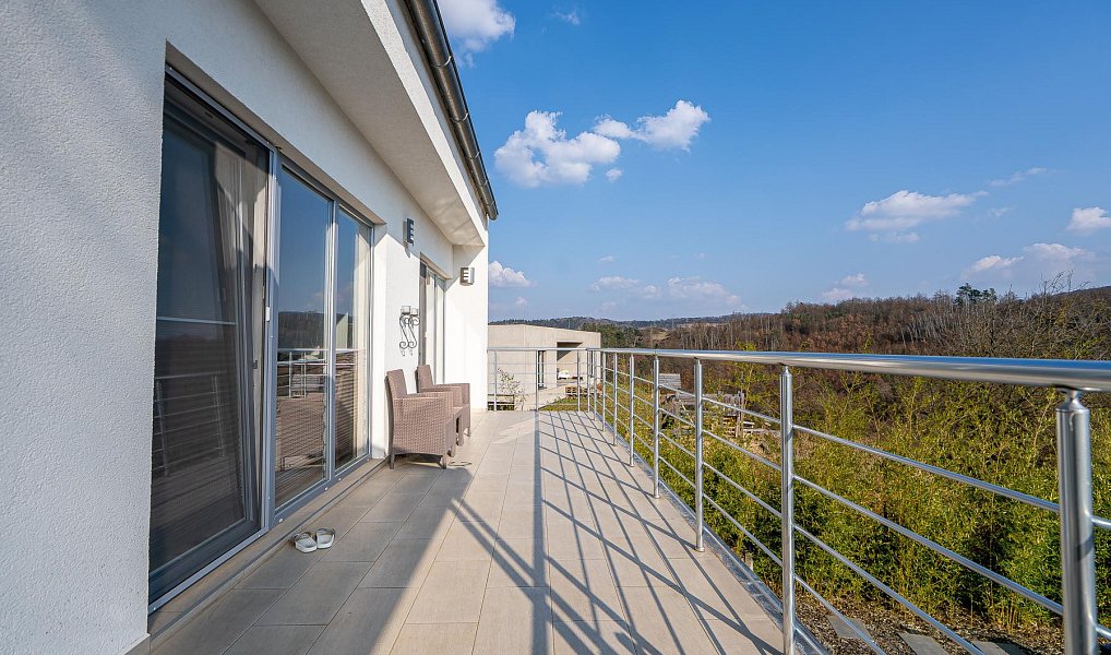 Prodej domu 140 m² s pozemkem 663 m², Králův Dvůr – náhled fotky 24