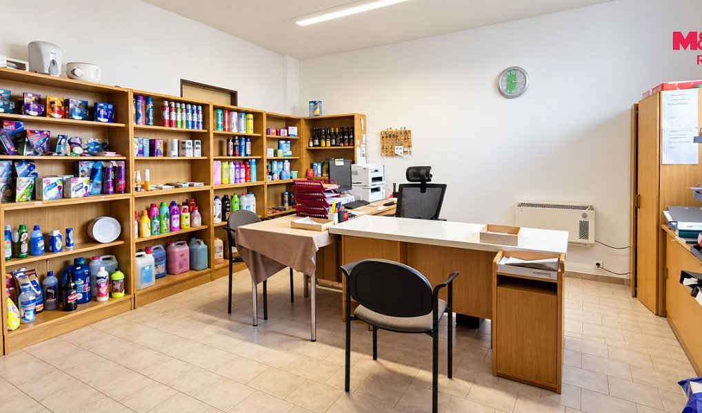 Pronájem obchodních prostor 340 m², Staré Hradiště – náhled fotky 5