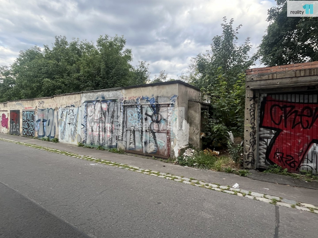 Prodej garáže 17m2 u glinkově ulici, praha 6 dejvice — photo 5