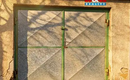 Prodej prostorné garáže 25m2 ve Varnsdorfu, ul. Legií, Legií, Varnsdorf, okres Děčín