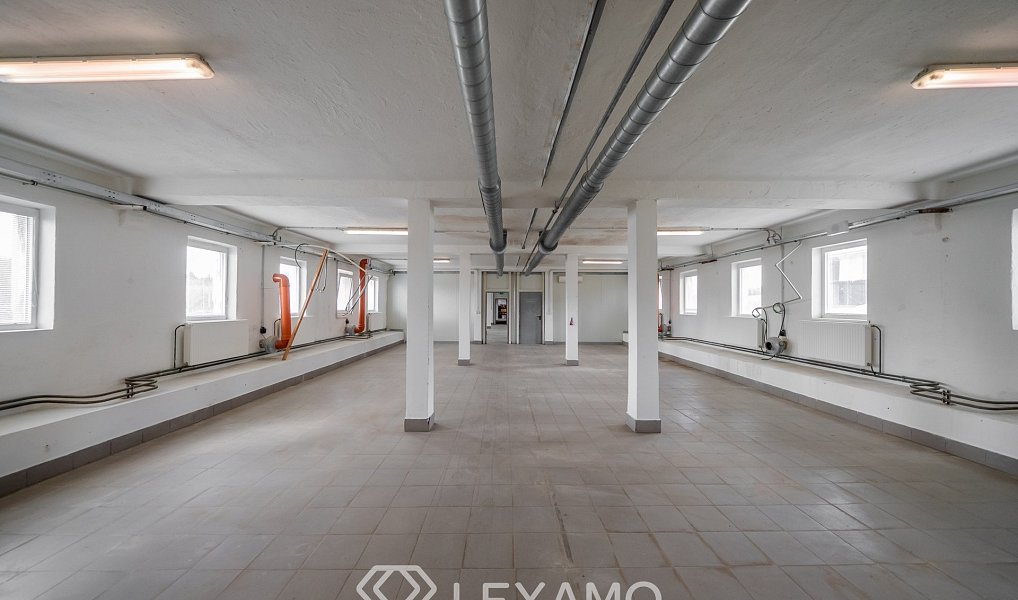 Prodej zemědělského objektu 900 m², Moravské Budějovice – náhled fotky 3