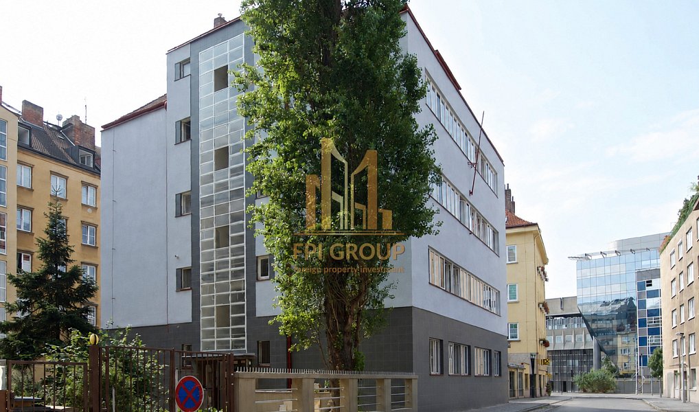 Pronájem bytu 4+1 145 m², Praha – náhled fotky 17