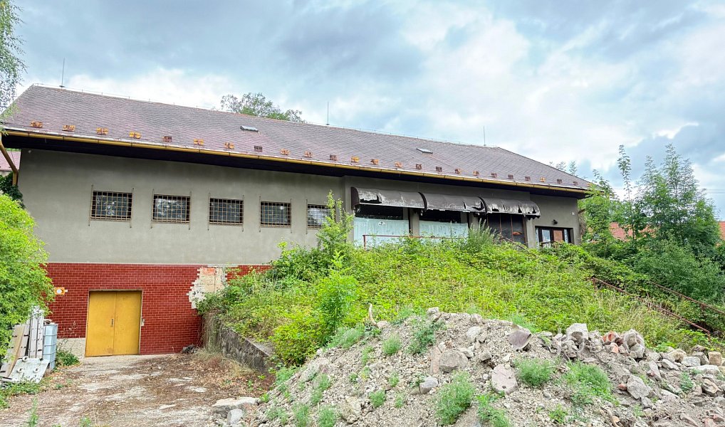 Pronájem skladovacích prostor 280 m², Krupka – náhled fotky 3
