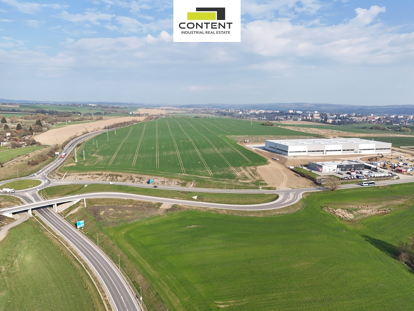 Pronájem skladovacích prostor 3 044 m² – fotografie 3