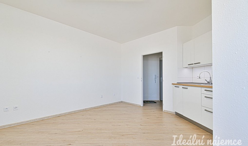 Pronájem bytu 2+kk 40 m², Brno – náhled fotky 4