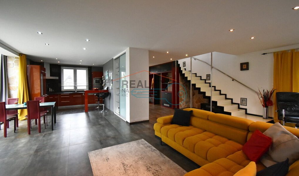 Prodej domu 170 m² s pozemkem 815 m², Vodochody – náhled fotky 6